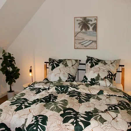 Stilvolles Apartment Im Zentrum Zittau Esterno foto